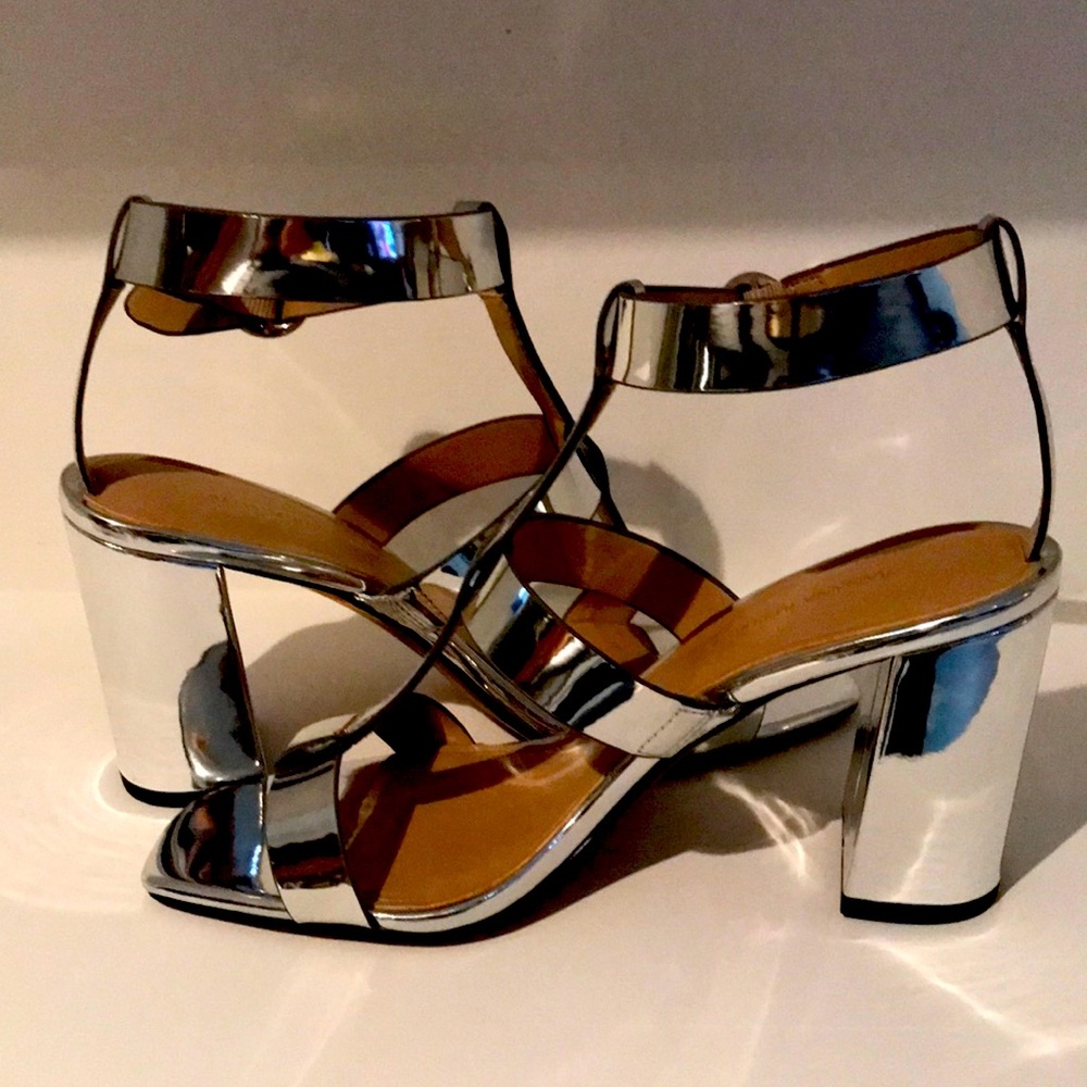 Glam Silver Metallic Heels - “New”.